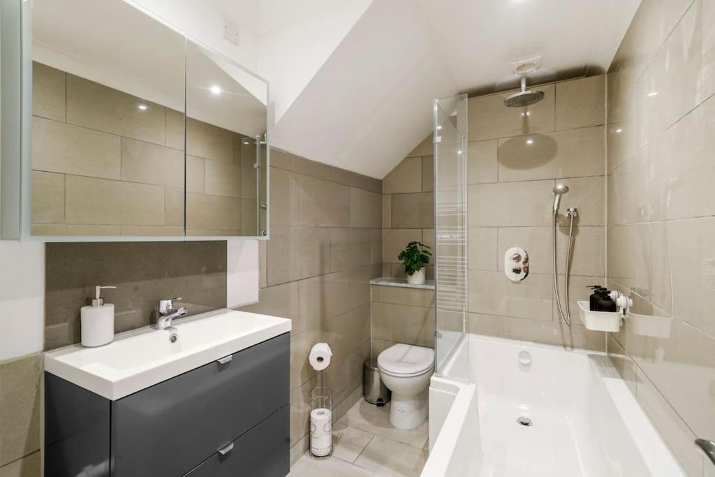Modern 2 Bedroom Apartment In The Heart Of Londýn Exteriér fotografie